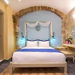 In Camera Art Boutique Hotel